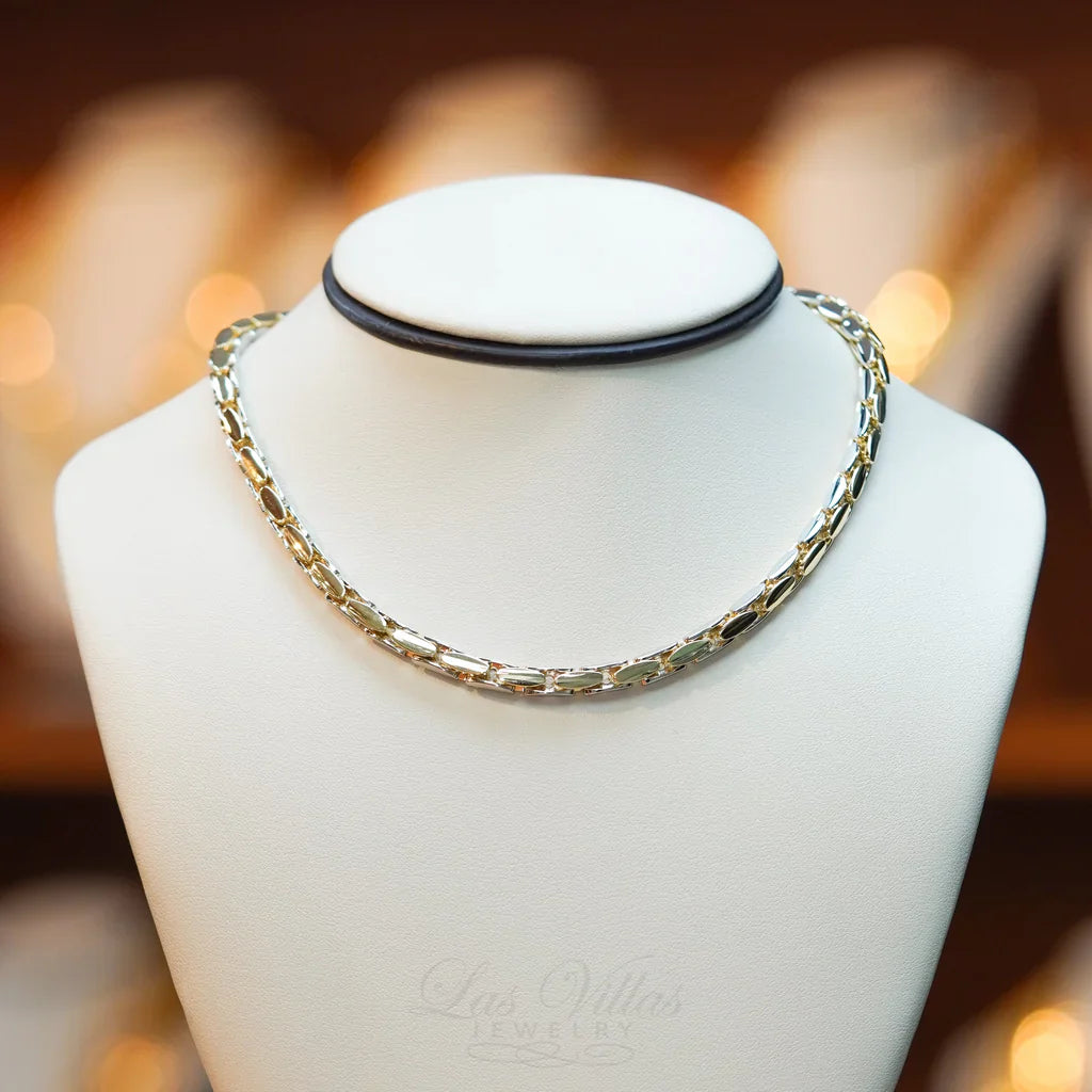 Fancy Oval link Necklace in 14Kt Gold