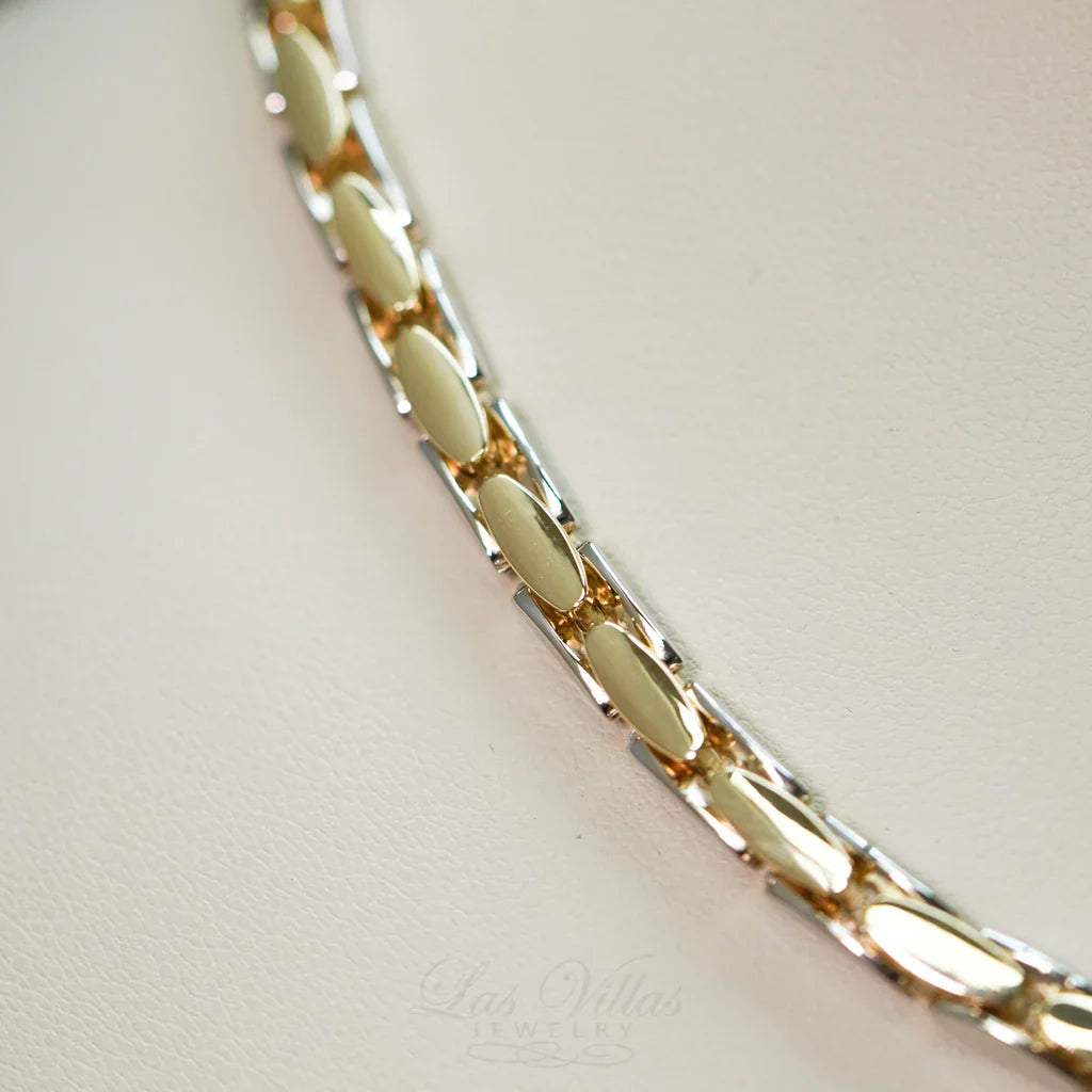 Fancy Oval link Necklace in 14Kt Gold