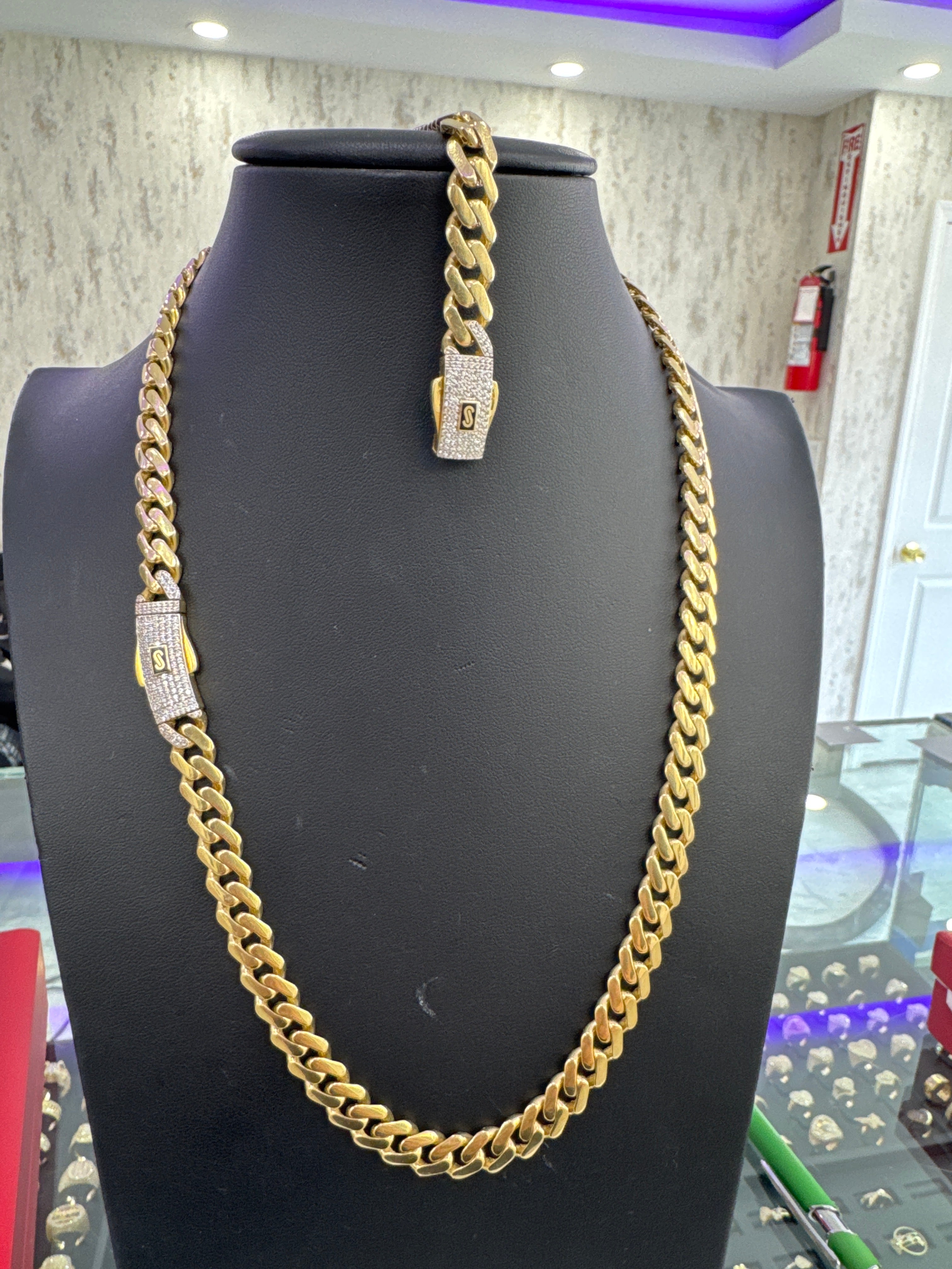 14k cuban chain and bracelet