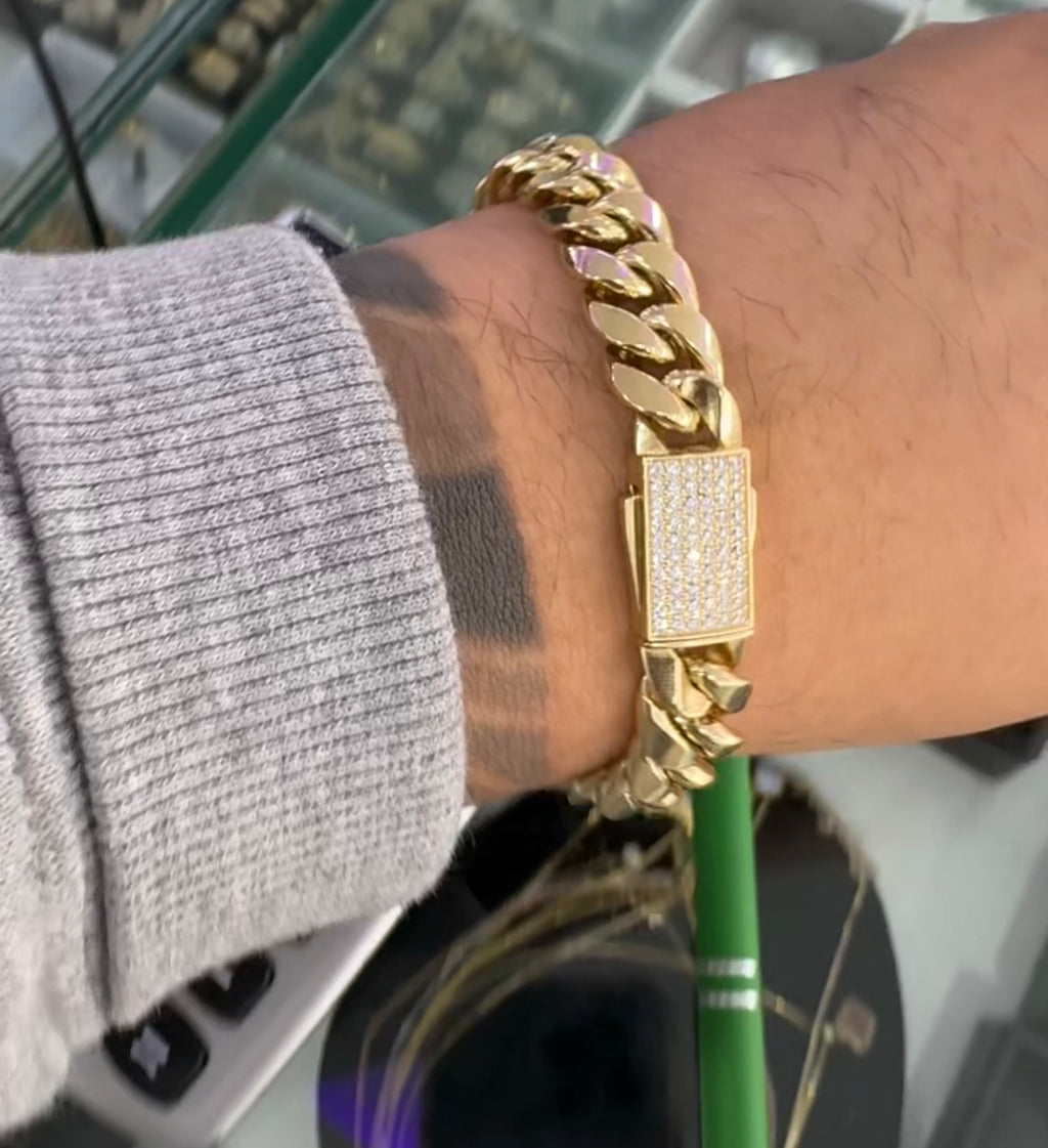 14k gold chain and bracelet